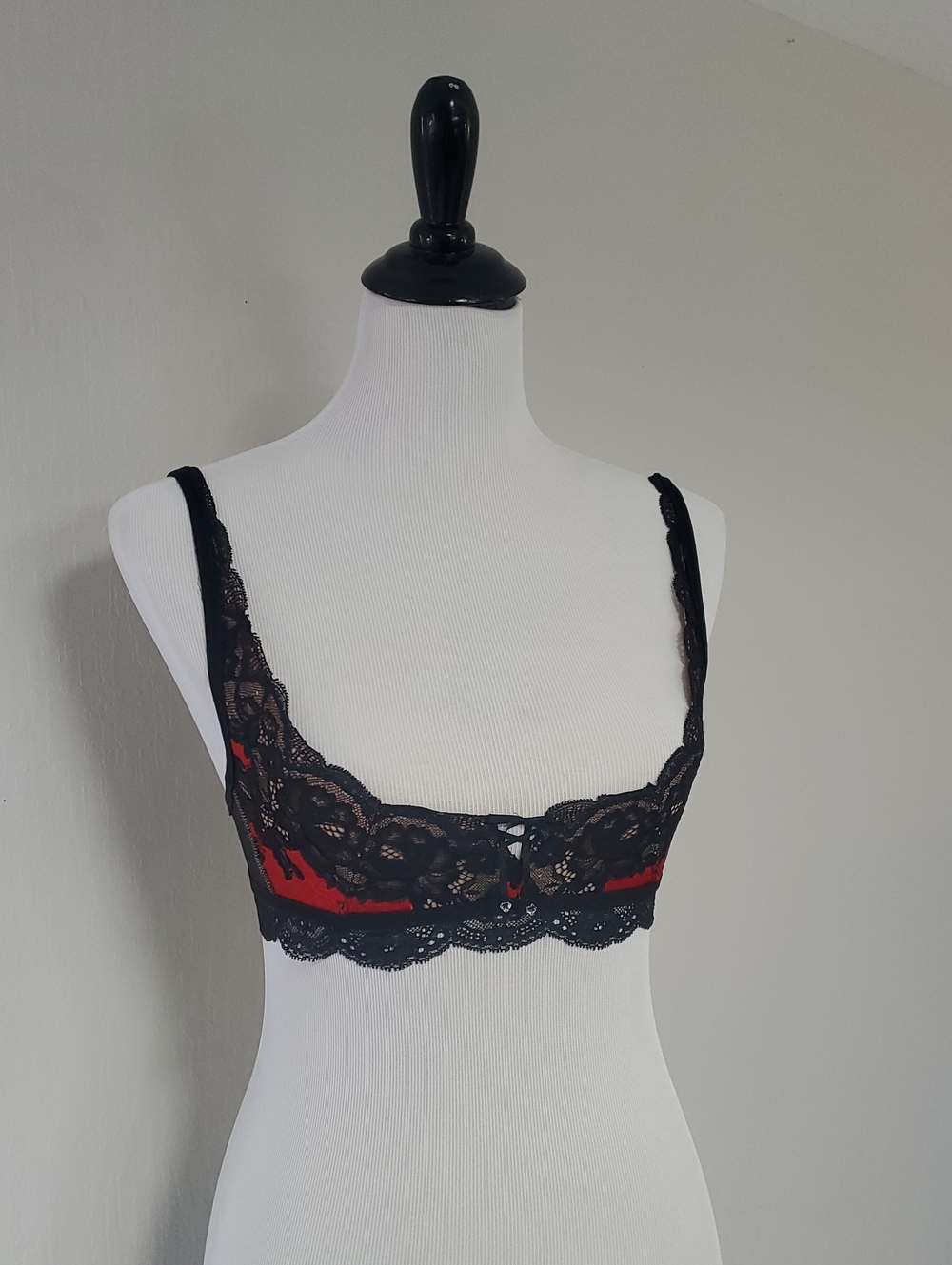 Victoria's Secret Black Lace Bralette with Red Underband